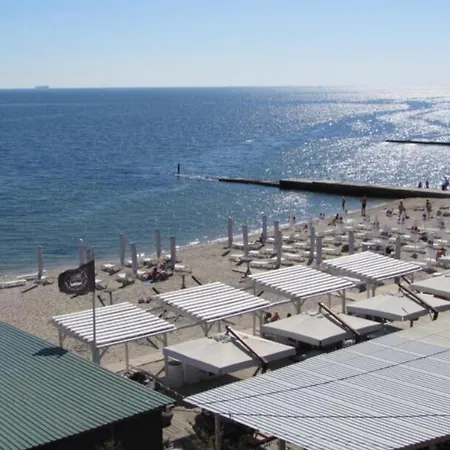 квартира на сегедской.пляж дельфин.клиника филатова * Odessa